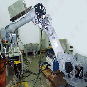 机器人复合热源自动螺柱焊接系统       